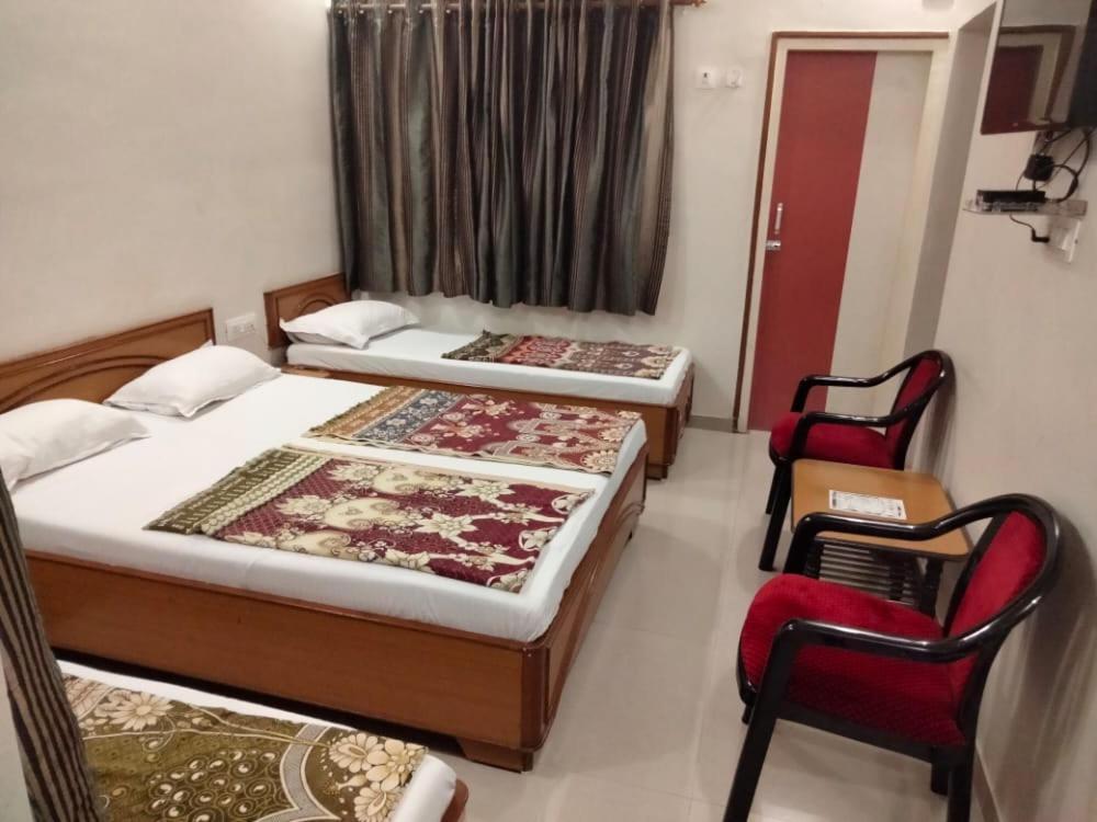 Hotel Ankit Virpur エクステリア 写真