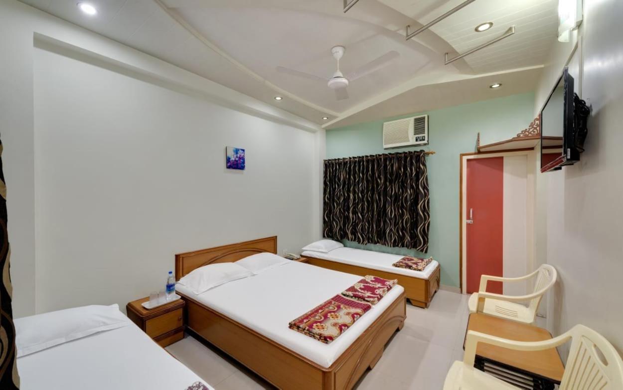 Hotel Ankit Virpur エクステリア 写真